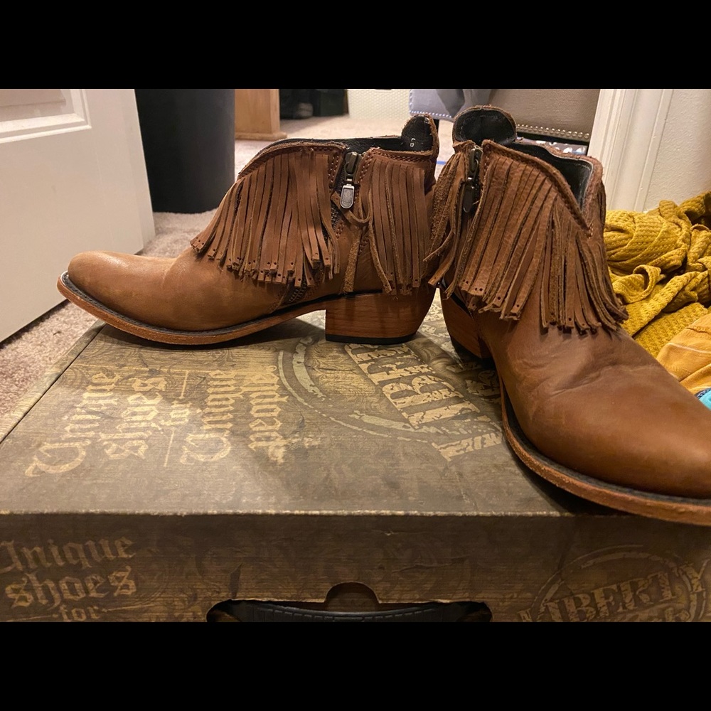Liberty Black boots